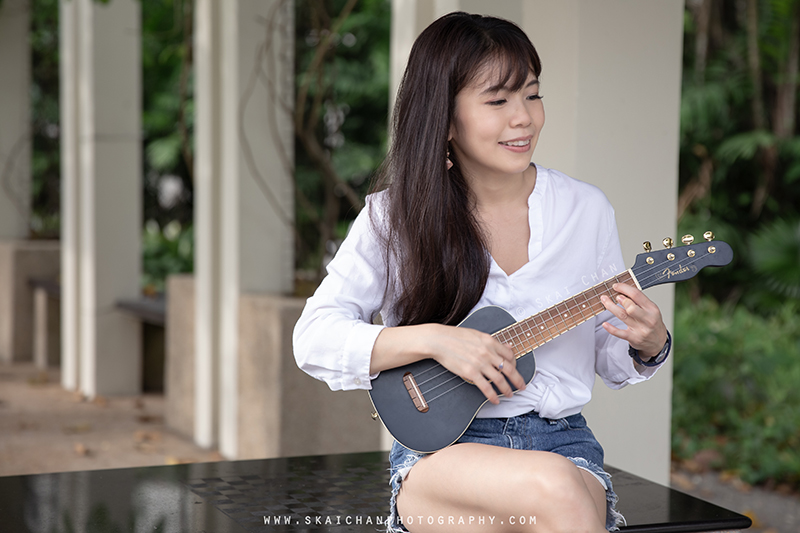 Ukulele themed portrait photoshoot with Mel at Tiong Bahru Park