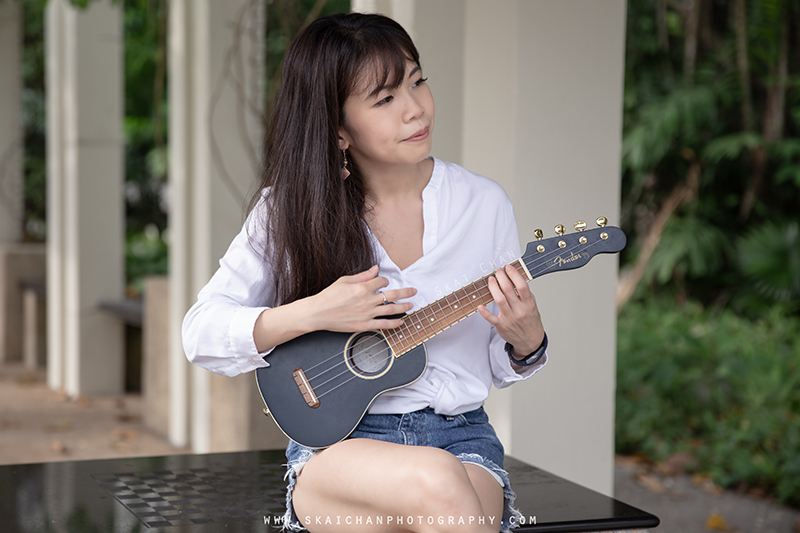 Ukulele themed portrait photoshoot with Mel at Tiong Bahru Park
