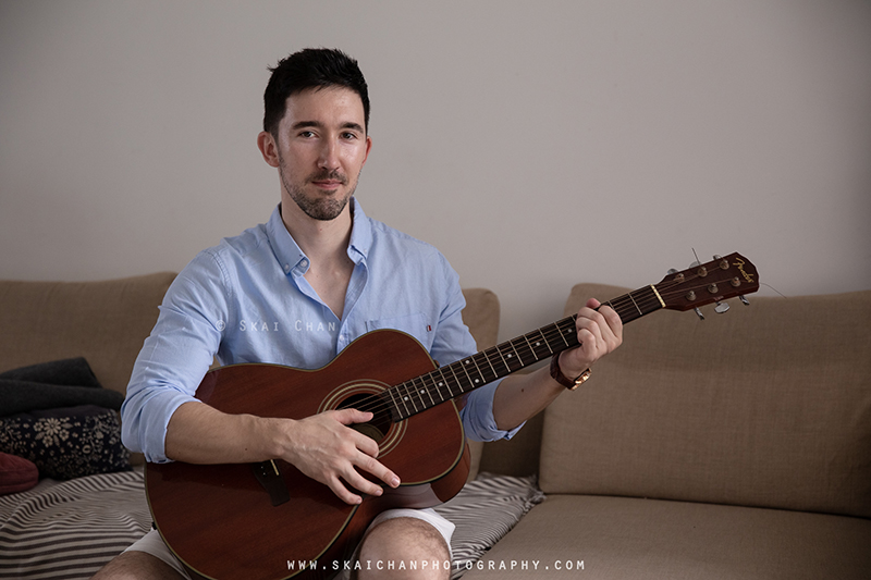 Music - Guitar photoshoot with Lukas Berger at home