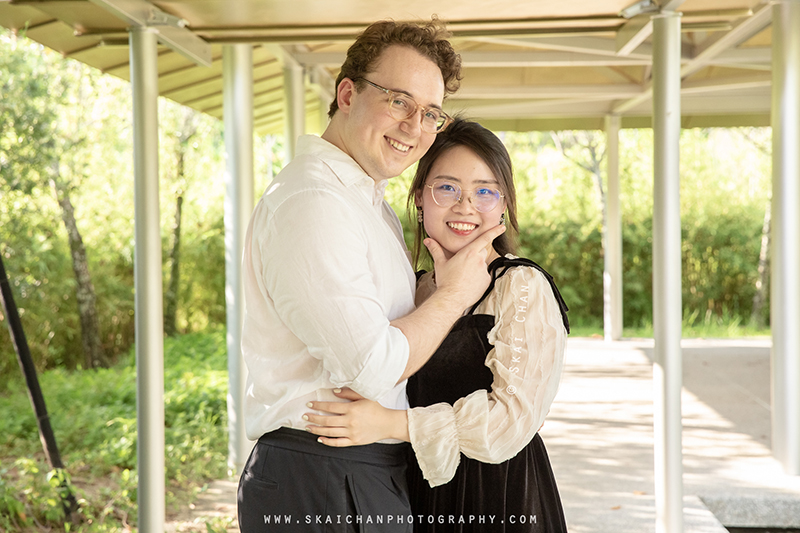 Outdoor casual couple photoshoot with Keagan & Nancy at Serene Garden @ Gardens By The Bay