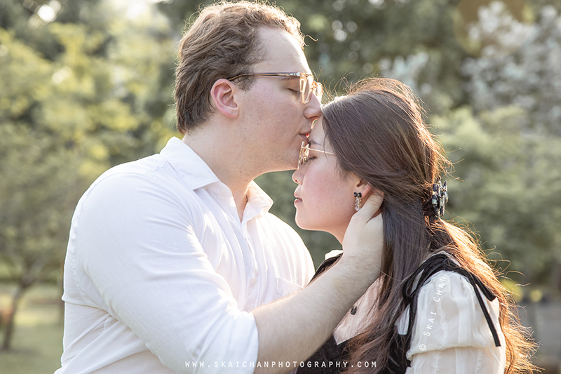 Outdoor casual couple photoshoot with Keagan & Nancy at Serene Garden @ Gardens By The Bay