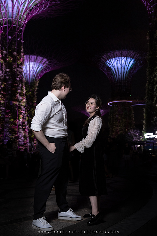 Night couple photoshoot with Keagan & Nancy at Supertree Grove (Gardens by the Bay)