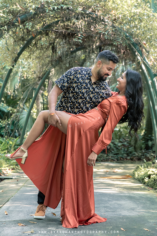 Outdoor casual couple photoshoot with Elvis Philip & Monali P at World of Plants (Gardens By The Bay)