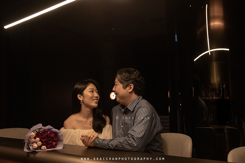 Indoor couple photoshoot with Hendra & Grace at Ocean Restaurant (Resorts World Sentosa)