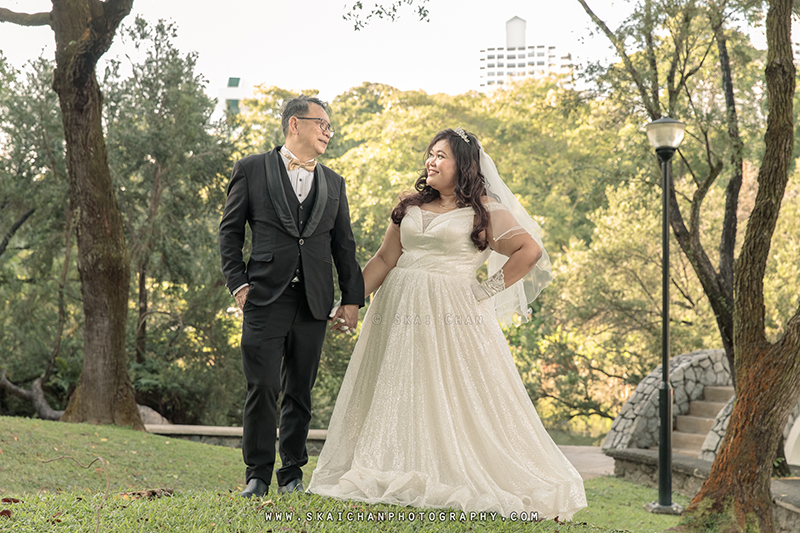 Pre-Wedding photoshoot with Khoon Seng & Sharon at Toa Payoh Town Park Pre-Wedding photoshoot with Khoon Seng & Sharon at Toa Payoh Town Park