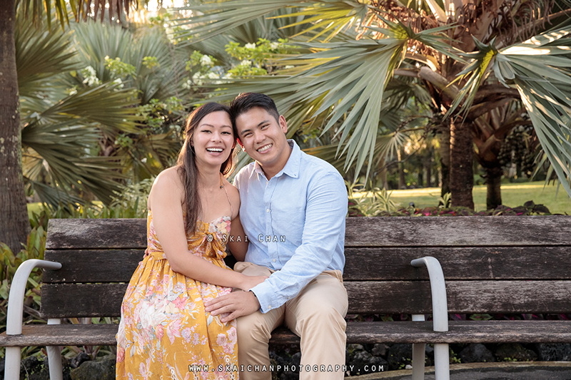 Outdoor couple photoshoot with Jason & Natalie at Dragonfly Lake & Silver Garden (Gardens By The Bay)