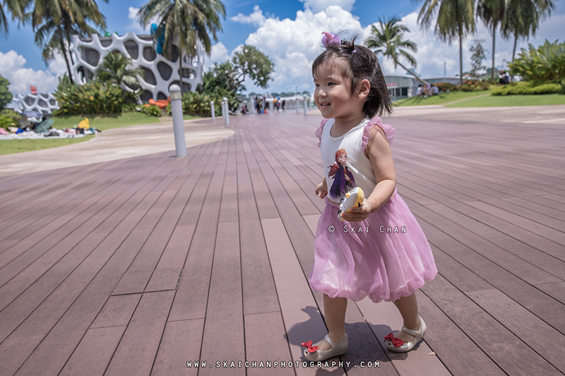 Children photoshoot with Nicholas, Jonathan & Iverina at Vivocity Rooftop