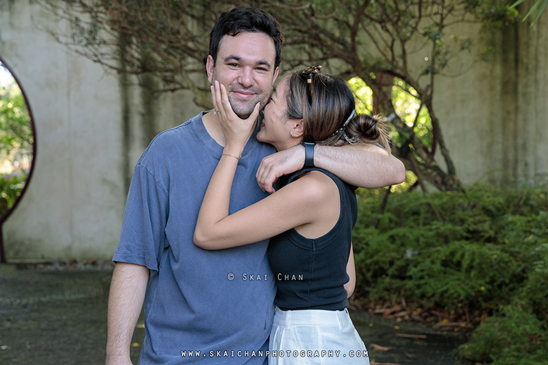 Outdoor couple photoshoot with Andre & Yen at Chinese Garden & Supertree Groves (Gardens By The Bay)