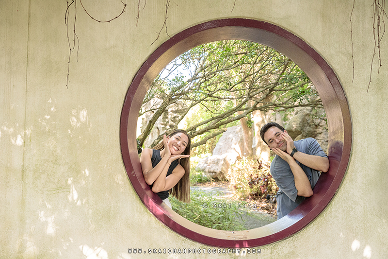 Outdoor couple photoshoot with Andre & Yen at Chinese Garden & Supertree Groves (Gardens By The Bay)