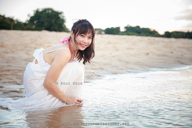 Beach fashion photoshoot with Kai Ling at Palawan Beach (Sentosa)