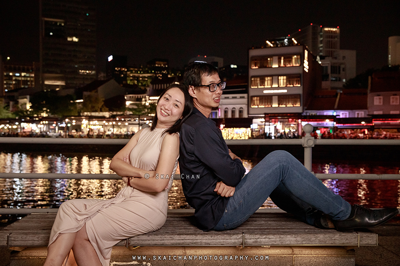 Night couple photoshoot with Raymond & Serena at Promenade Boat Quay