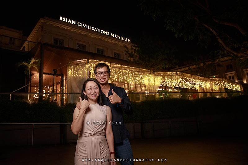Night couple photoshoot with Raymond & Serena at Promenade Boat Quay