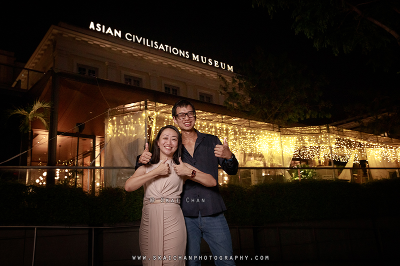Night couple photoshoot with Raymond & Serena at Promenade Boat Quay