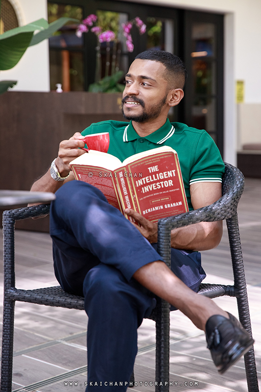 Nerd-themed lifestyle photoshoot with Daniel Stephen @ Rochester Park