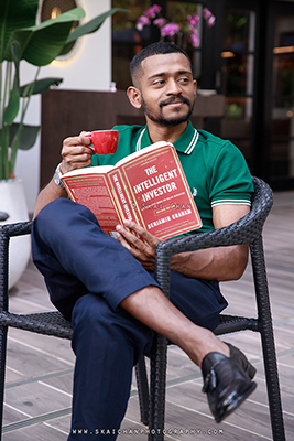 Outdoor Nerd-themed Lifestyle Photoshoot - Daniel Stephen @ Rochester Park