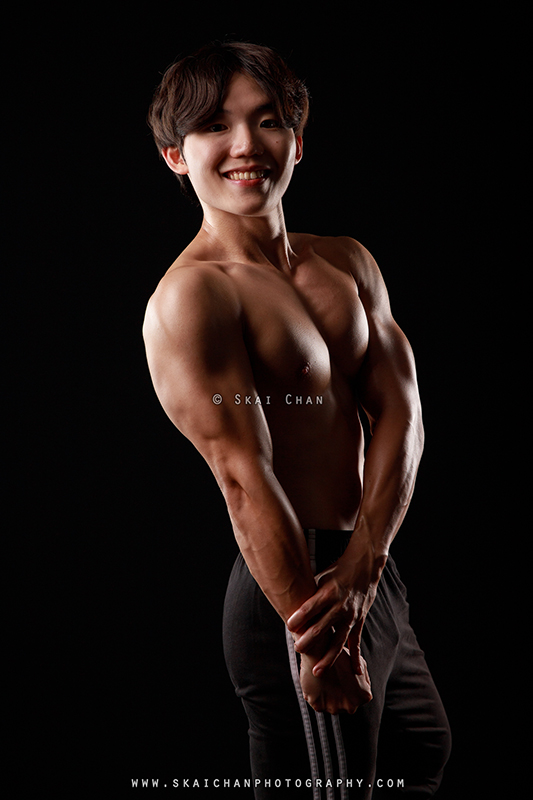 Fitness physique photoshoot with Lee Won Jae at Photography Studio @ Rochester Park Fitness physique photoshoot with Lee Won Jae at Photography Studio @ Rochester Park