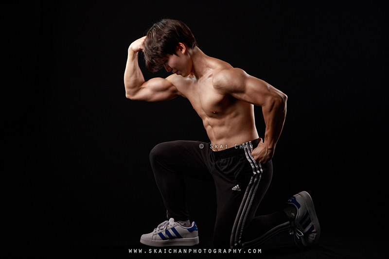Fitness physique photoshoot with Lee Won Jae at Photography Studio @ Rochester Park Fitness physique photoshoot with Lee Won Jae at Photography Studio @ Rochester Park