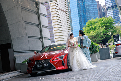 Outdoor Pre-Wedding Car Photoshoot - Yu Qing & Xie Yuan @ Clifford Pier (Fullerton Bay Hotel)