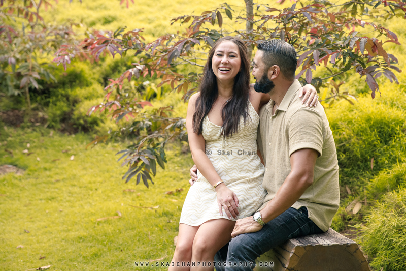 Outdoor casual couple photoshoot session with Ted & Holland at Gardens by the Bay Outdoor casual couple photoshoot session with Ted & Holland at Gardens by the Bay