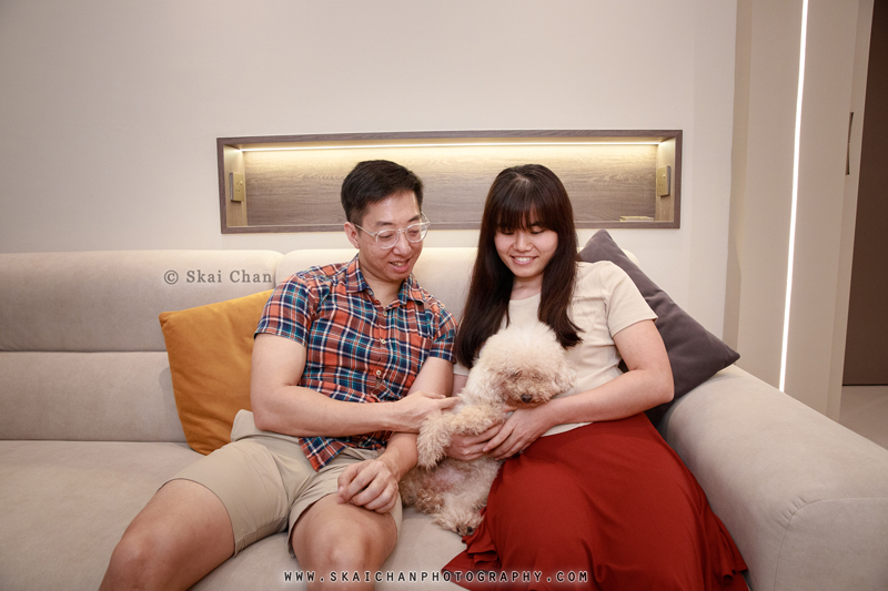 Family & couple with pet dog photoshoot session - Ray & Jiaqi at home