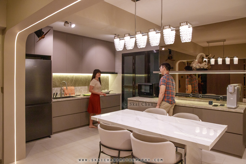 Family & couple with pet dog photoshoot session - Ray & Jiaqi at home