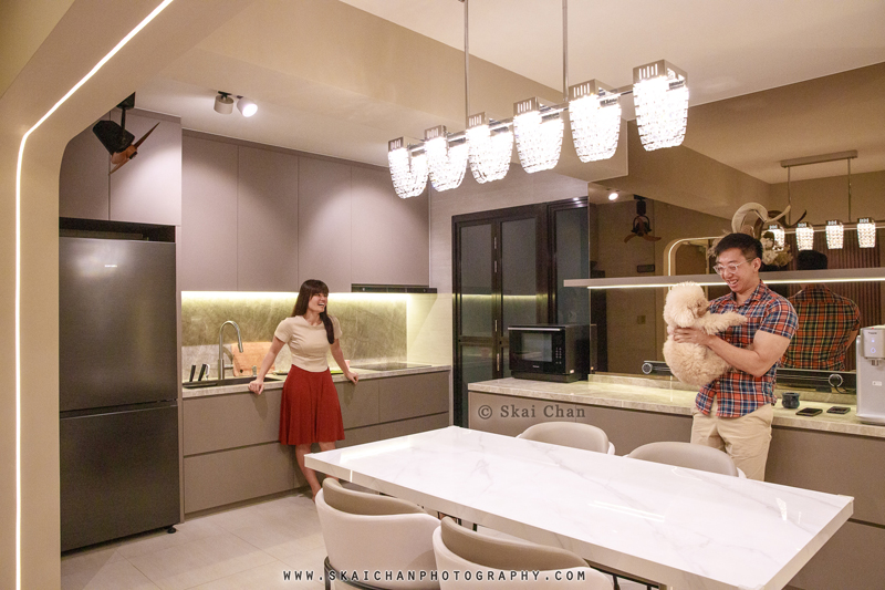 Family & couple with pet dog photoshoot session - Ray & Jiaqi at home