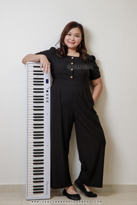 Indoor Musician Photoshoot - Cecilia Ratna @ Home Music Studio