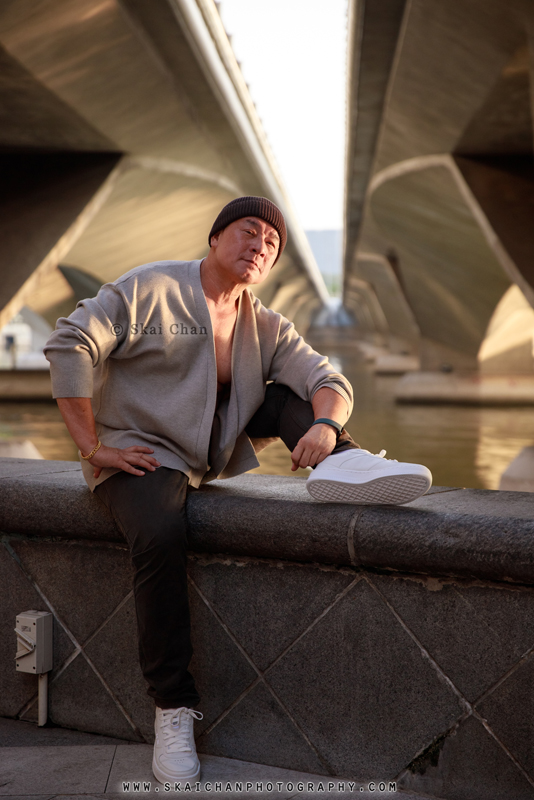 Men's street fashion photoshoot session with Andy @ Merlion Park