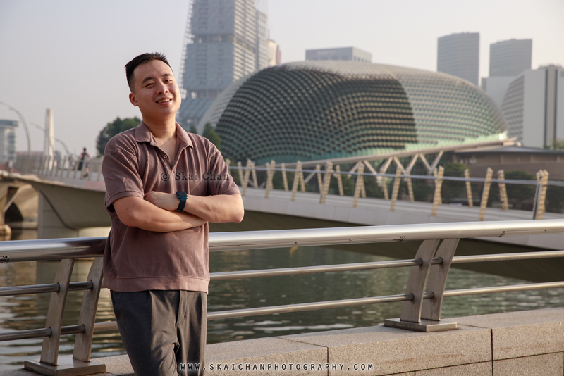 Vacation men's fashion photoshoot session with Xin Zhe @ Merlion Park & Anderson Bridge