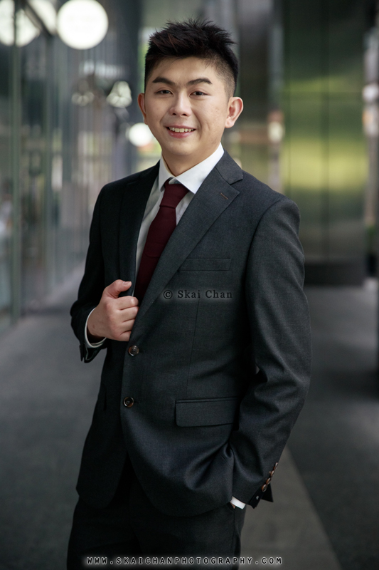 Modern corporate photoshoot session with Emmett Young @ Tanjong Pagar Centre