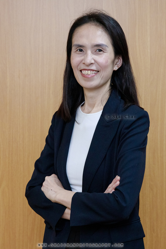 Corporate headshot photoshoot session with Ms Ng @ Ms Ng's Learning Academy (Serangoon)