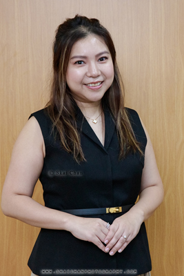 Corporate Headshot Photoshoot - Ms Ng
