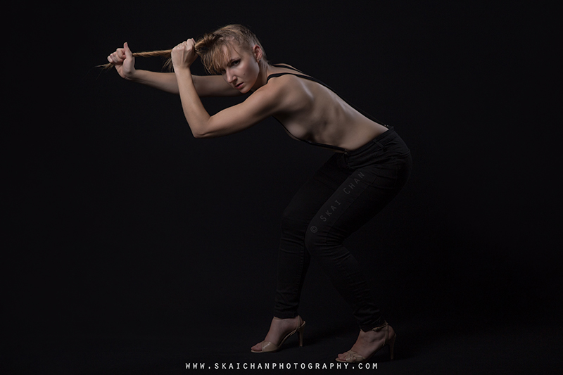 Professional glamour photographer in Singapore Professional glamour photographer in Singapore