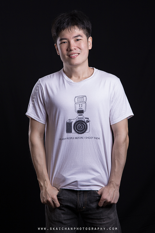 Professional actual-day wedding photographer in Singapore