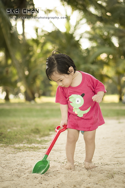 Outdoor children photoshoot at Tanjong Beach (Sentosa)