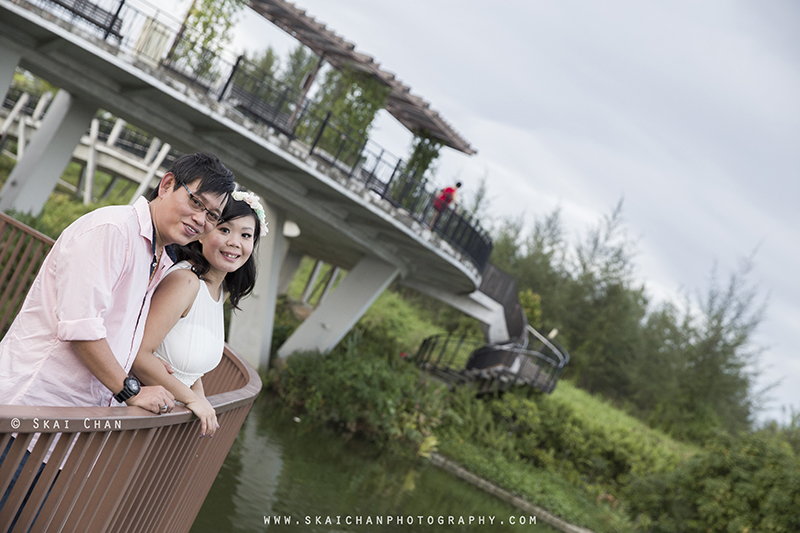 Pre-Wedding photoshoot with Terry & Lynwen at Punggol Waterway