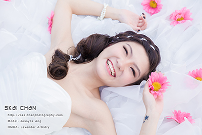 Casual & High-End Outdoor Bridal Photoshoot - Jessyca Ang @ Hortpark