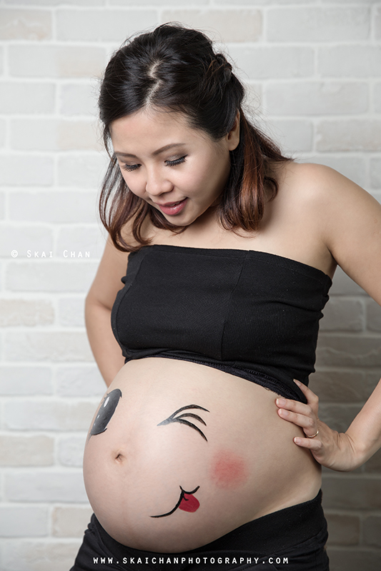 Bodypaint maternity/pregnancy photoshoot with Monica Weng-Ong at Indoor