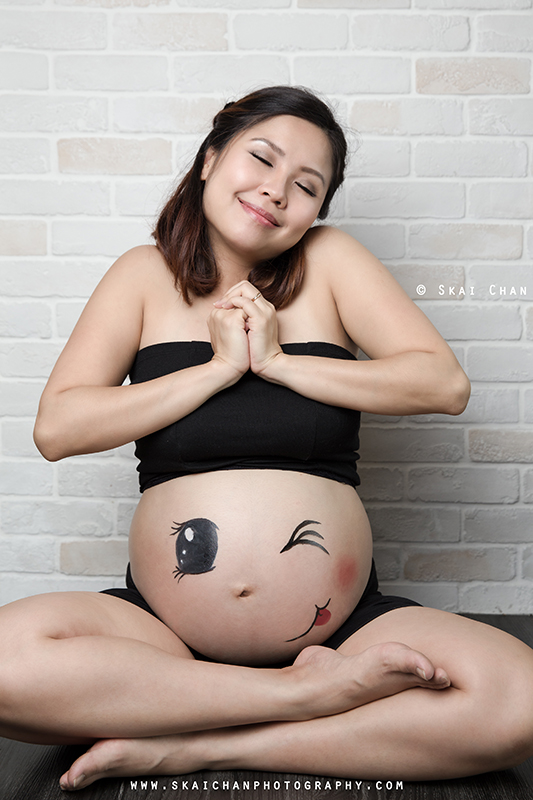 Bodypaint maternity/pregnancy photoshoot with Monica Weng-Ong at Indoor