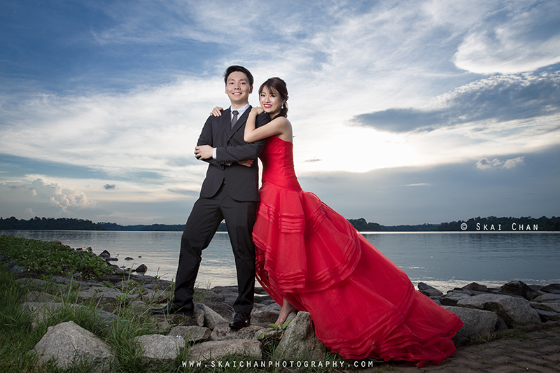 Destination pre-wedding photoshoot in Singapore