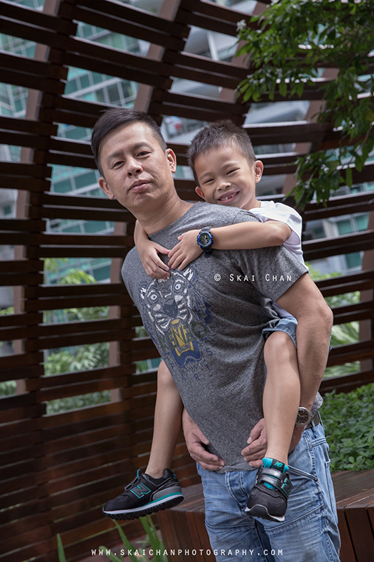 Outdoor family photoshoot with James, Cherlyn & Isaac @ The Minton