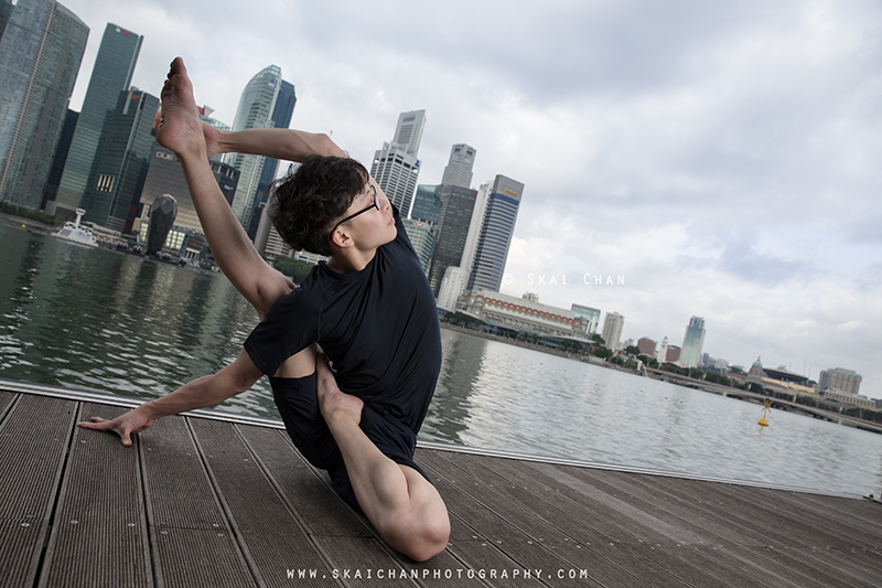 Outdoor Yoga Shoot: Bai Jia Wang @ Helix Bridge & MBS