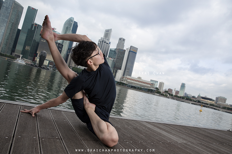 Outdoor Yoga portrait photoshoot with Bai Jia Wang at Helix Bridge