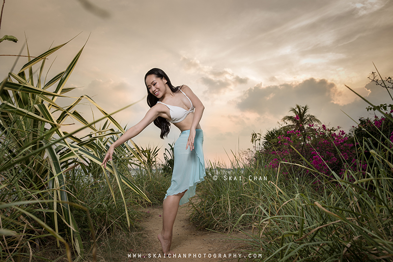 Sunset bikini dance photoshoot with Jasmine Lim at Palawan Beach (Sentosa)