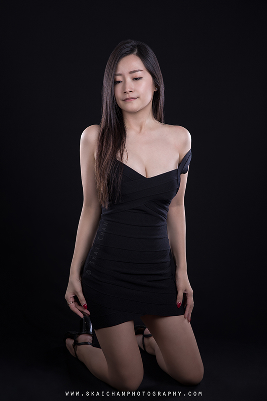 Glamour & sexy fashion portrait photoshoot with Huiqing at Tanjong Pagar (photography studio)