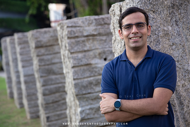 Outdoor urban lifestyle portrait photoshoot with Rajput @ National Museum of Singapore