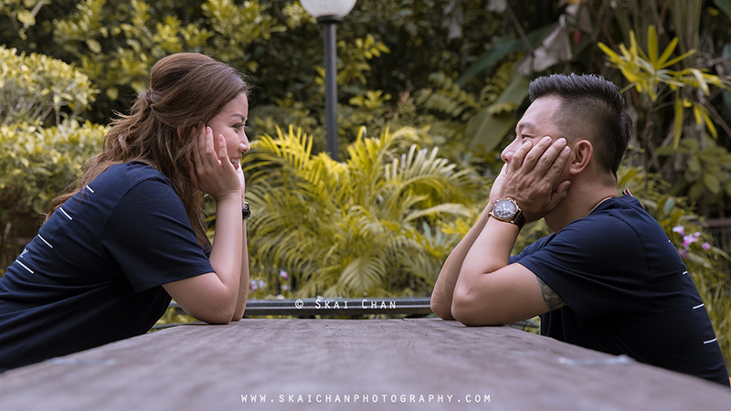 Outdoor casual couple photoshoot with Andrew & Joelle at Dempsey Hill & Singapore Botanic Gardens