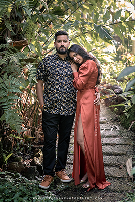 Casual Couple Photoshoot - Elvis Philip & Monali P @ World of Plants (Gardens by the Bay)
