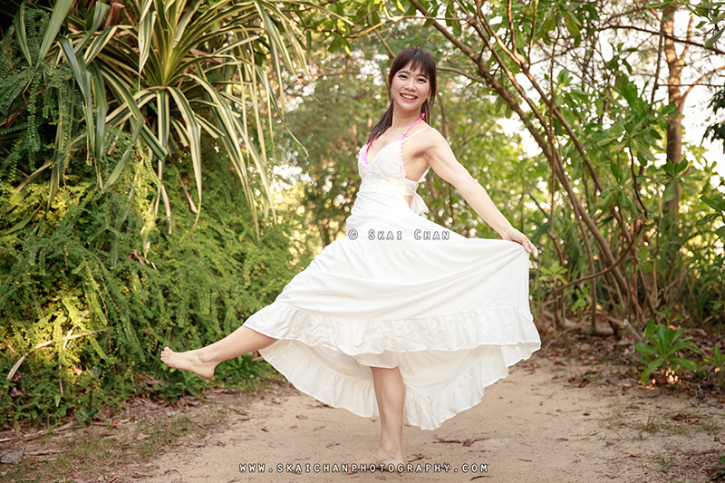 Beach fashion photoshoot with Kai Ling at Palawan Beach (Sentosa)