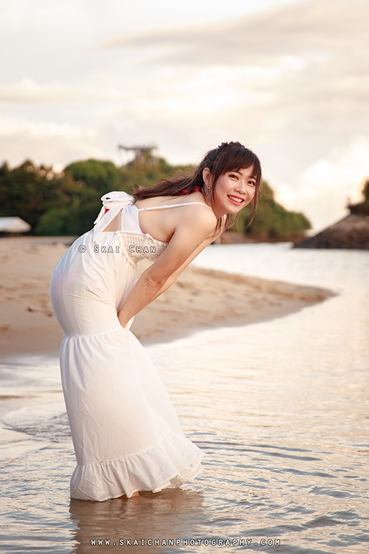 Beach fashion photoshoot with Kai Ling at Palawan Beach (Sentosa)